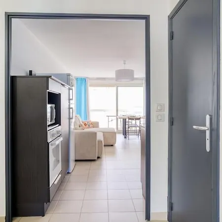 Spacieux 3 Pièces à 200m Des Plages