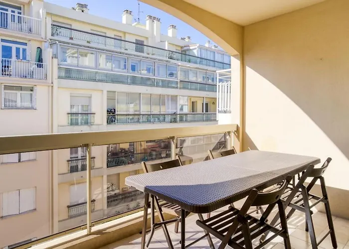 Spacieux 3 Pièces à 200m Des Plages Apartamento *